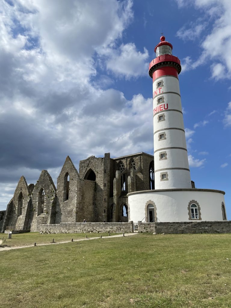 Les activités dans le Finistère : PHARE SAINT MATHIEU